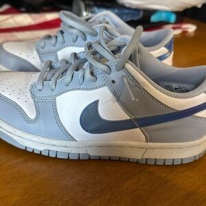 Youth 4.5 Nike dunks
